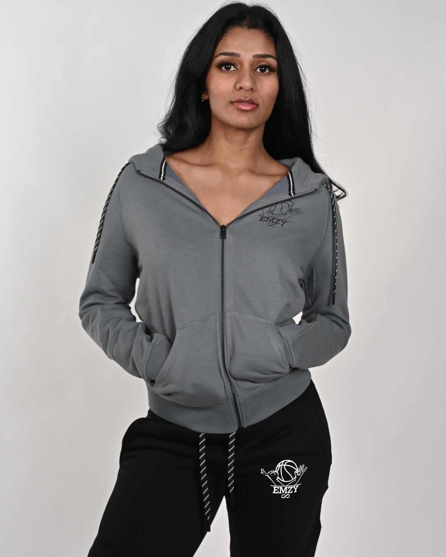 Women’s fashion full zip hoodie - EMZY♾️ EMZY♾️